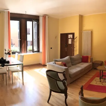Palazzo Fregoso * 加尔达